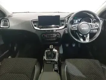 Używany Kia XCeed 158 KM (116 kW) 2023 Szary SUV