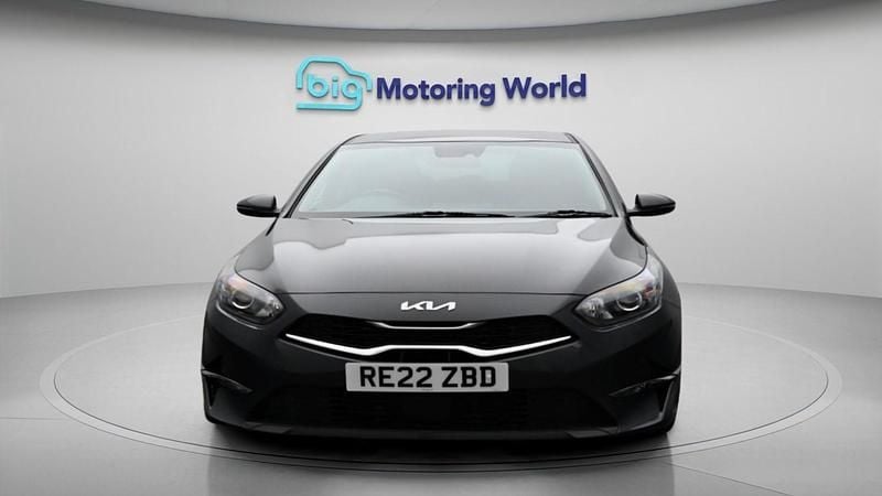 Used Kia Ceed 158 HP (116 kW) 2022 Grey Hatchback