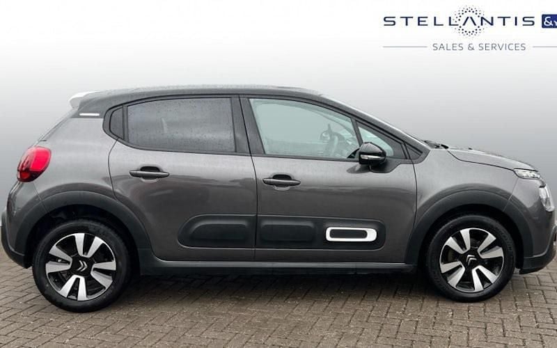 Used Citroën C3 PureTech 110 HP (80 kW) 2024 Hatchback