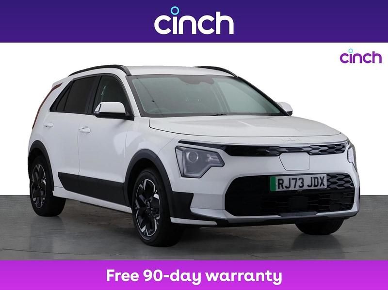 White Used 2023 Kia e-Niro 2 SUV | £19,099 (A bit pricey) - Image 1/3