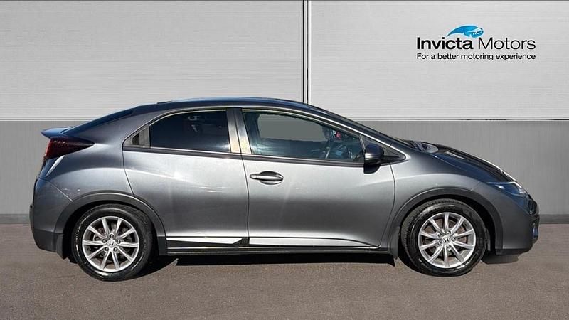 Begagnad Honda Civic SR 120 HK (88 kW) 2015 Grå Halvkombi
