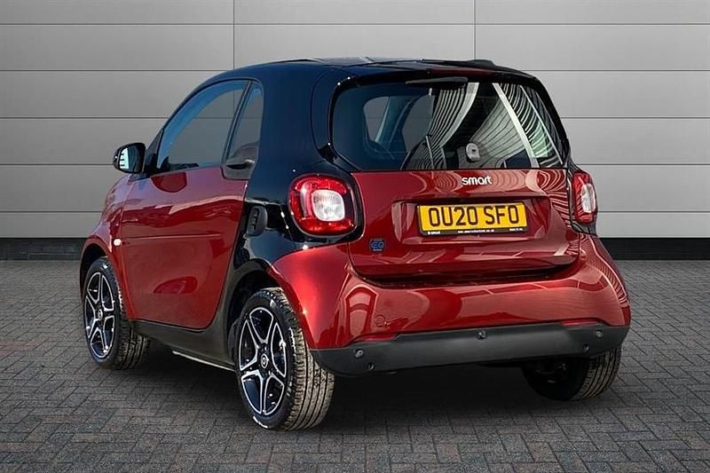Used Smart ForTwo Electric Drive Premium 60 kW (82 HP) 2020 Carmine red Coupe