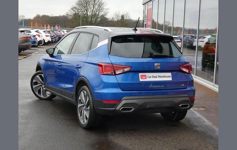 Used Seat Arona FR 108 HP (79 kW) 2023 Blue SUV
