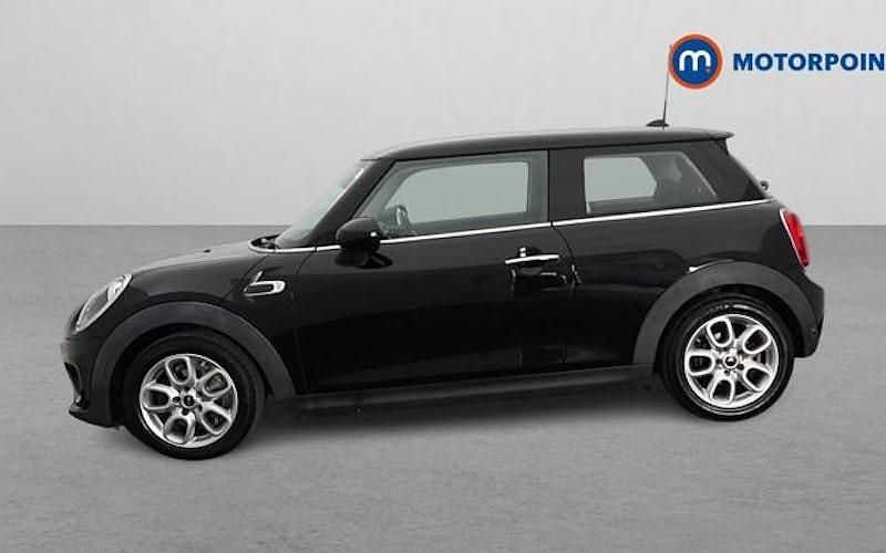 Used Mini Cooper Hatch 136 HP (100 kW) 2016 Black Hatchback
