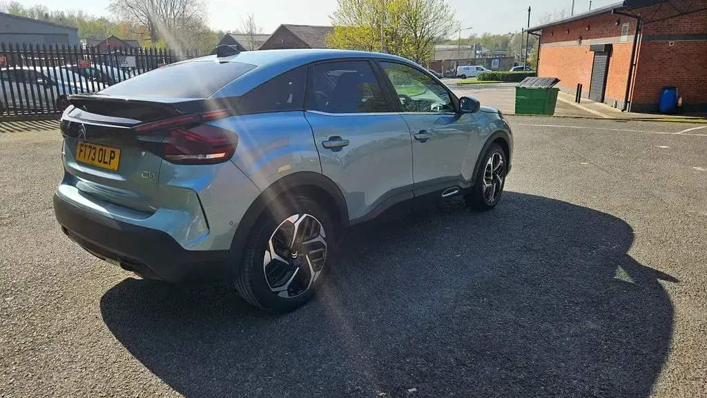 Used Citroën C4 PureTech 2023 Blue SUV