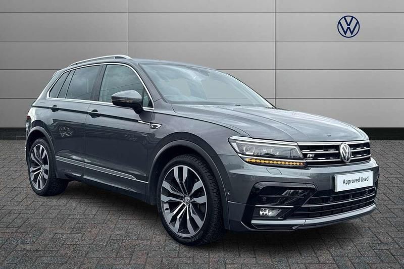 Grey Used 2019 VW Tiguan R-line SUV | £20,999 (A bit pricey) - Image 1/4