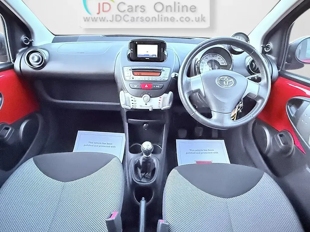 Used Toyota Aygo 2014 Multicolour Hatchback