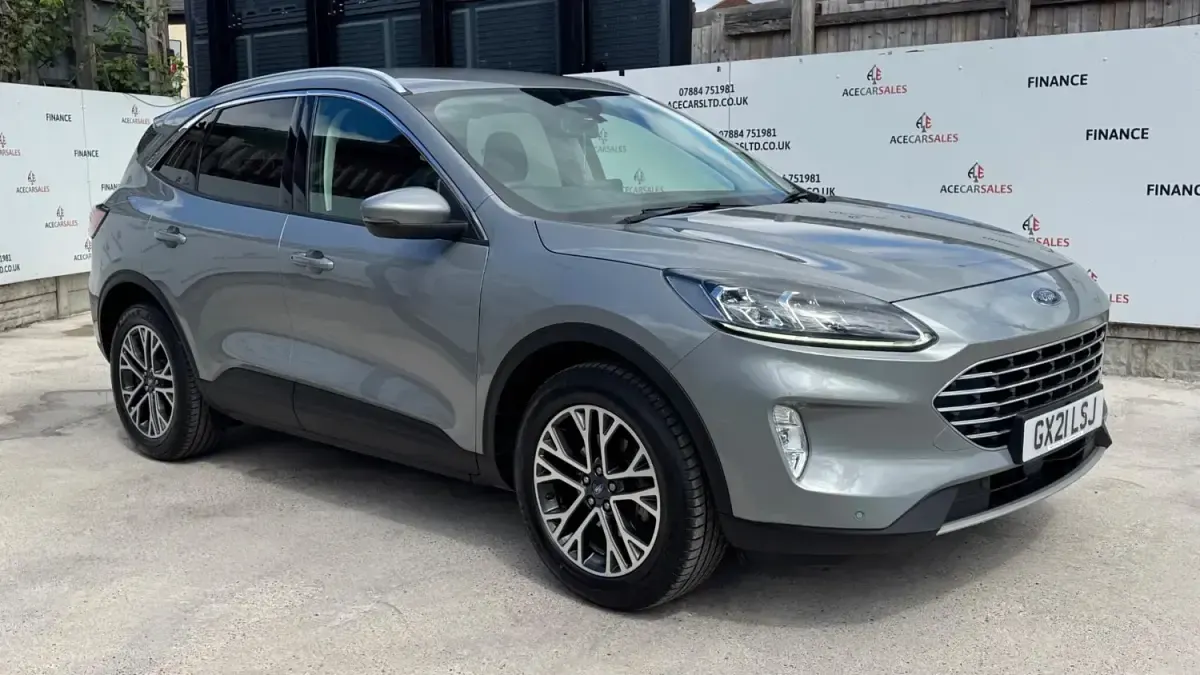 Używany Ford Kuga Titanium 2021 Srebrny SUV