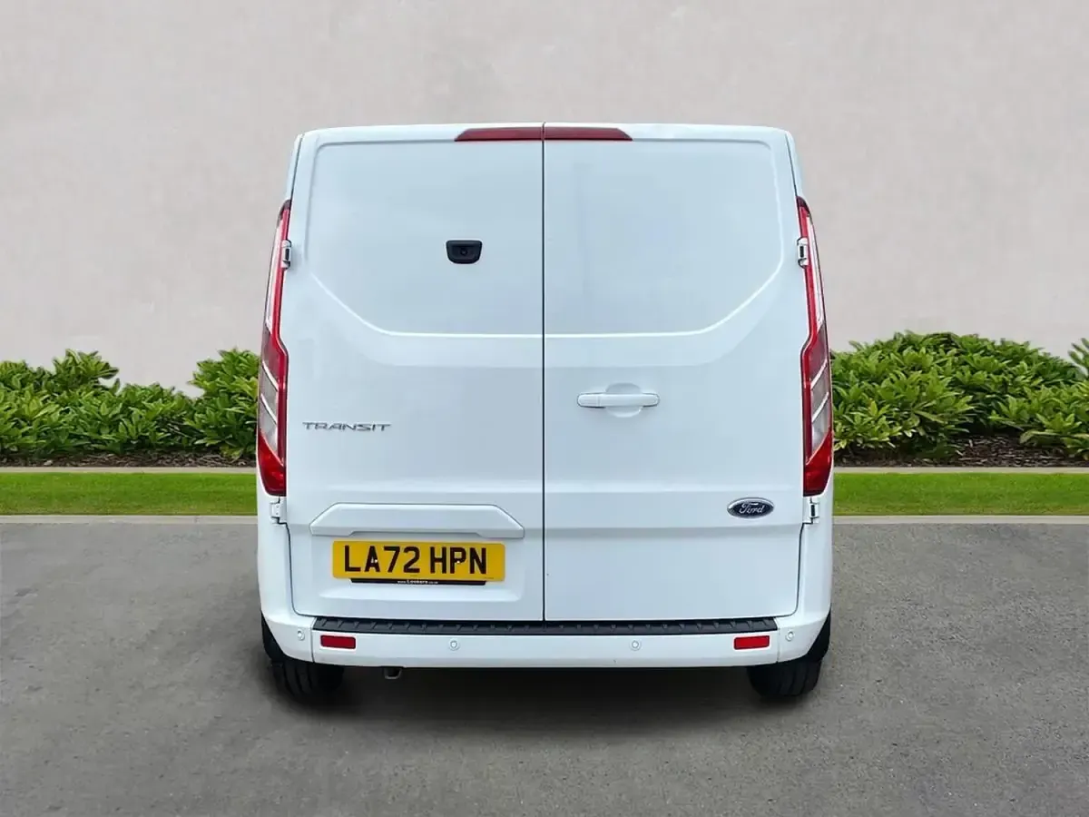 Używany Ford Transit Custom Limited 130 KM (95 kW) 2023 Biały Van