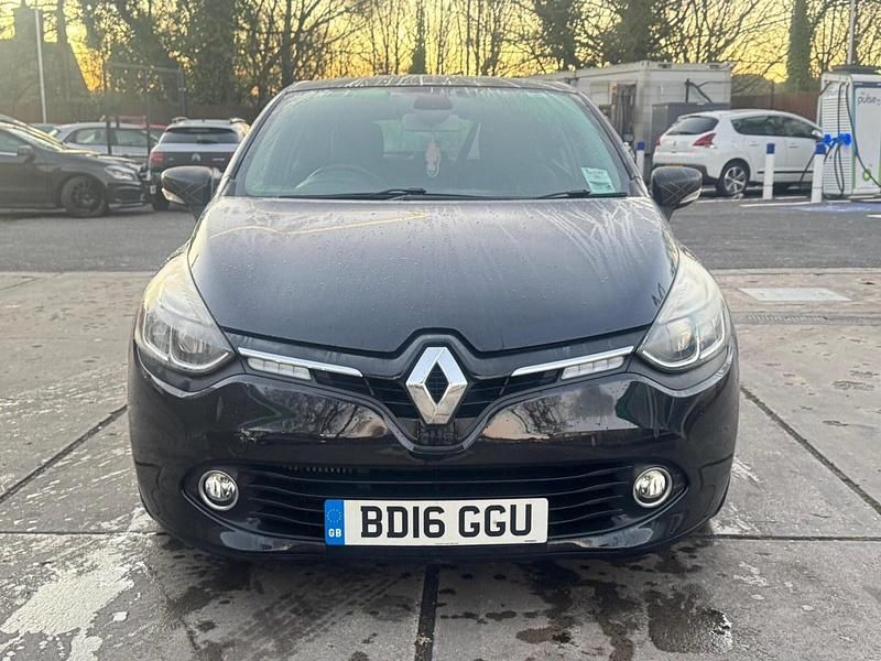 Used Renault Clio IV Iconic 90 HP (66 kW) 2016 Black Hatchback