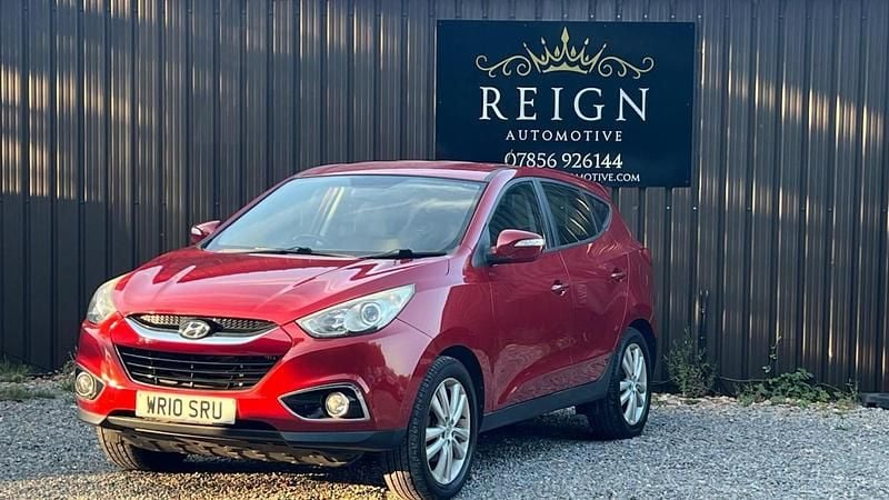 Red Used 2010 Hyundai ix35 Style SUV | £2,000 (Fair price) - Image 1/4