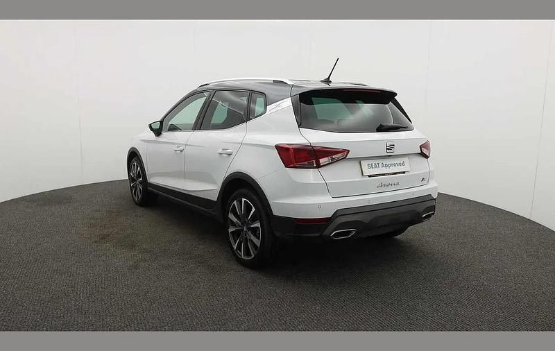 Used Seat Arona FR 115 HP (84 kW) 2024 White SUV