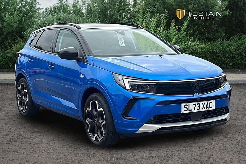 Blue Used 2023 Vauxhall Grandland X Ultimate SUV | £21,999 (Expensive) - Image 1/4