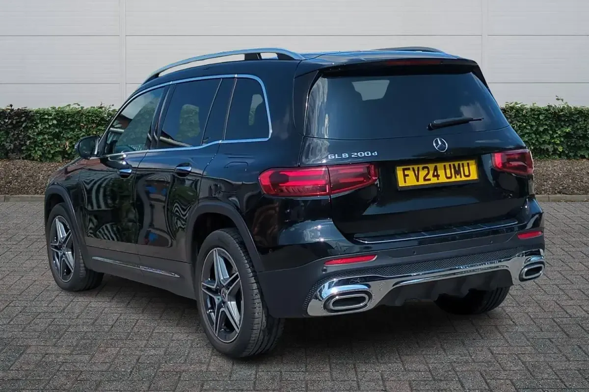 Used Mercedes GLB200 Executive 150 HP (110 kW) 2024 Black SUV