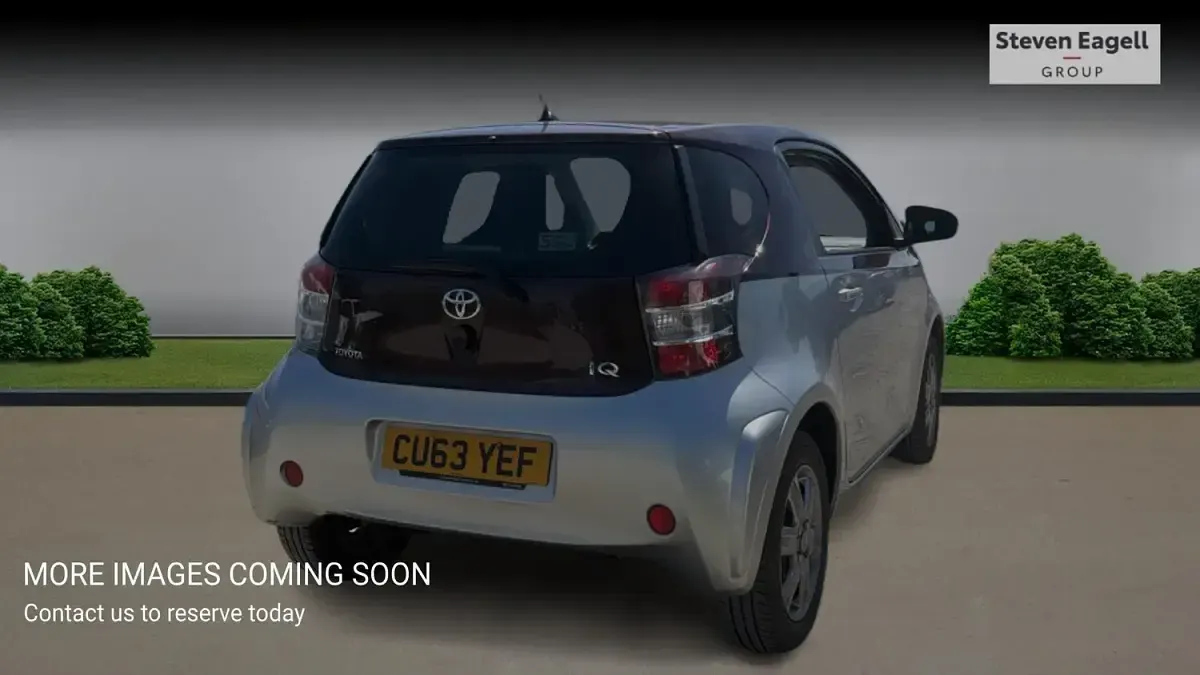 Used Toyota iQ 2013 Multicoloured Hatchback