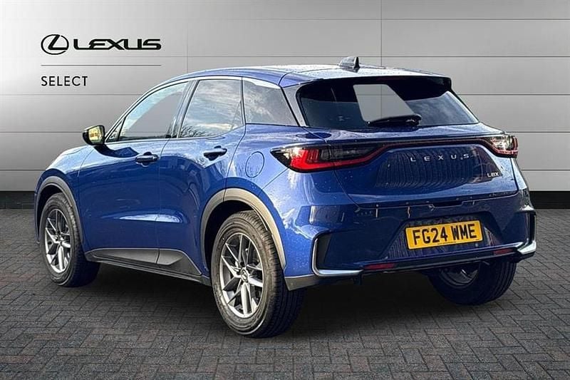 Used Lexus LBX 136 HP (100 kW) 2024 Blue SUV