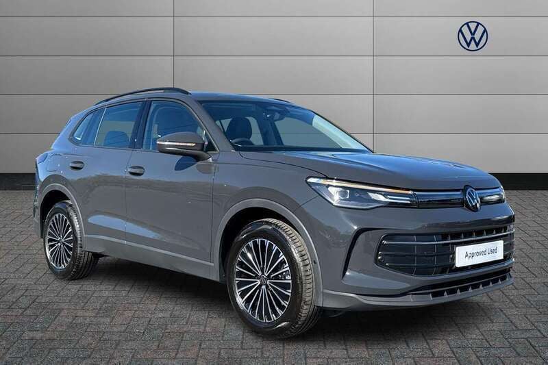 Grey New 2024 VW Tiguan Life SUV | £32,499 (Super price) - Image 1/4