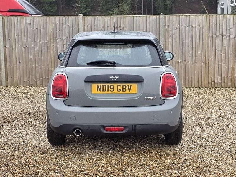 Used Mini Cooper Classic 136 HP (100 kW) 2019 Grey Hatchback