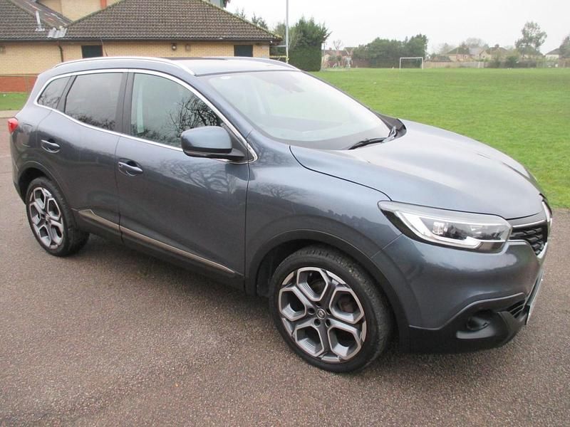 Grey Used 2016 Renault Kadjar Dynamique SUV | £6,491 (Fair price) - Image 1/4