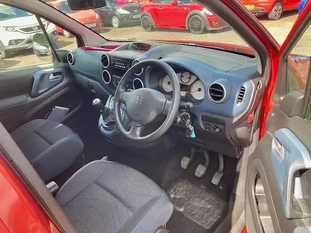 Used Peugeot Partner Tepee S 2012 Red MPV