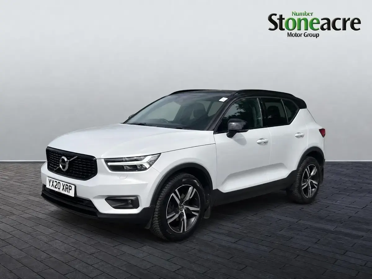 Used Volvo XC40 R-Design 163 HP (119 kW) 2020 Silver SUV