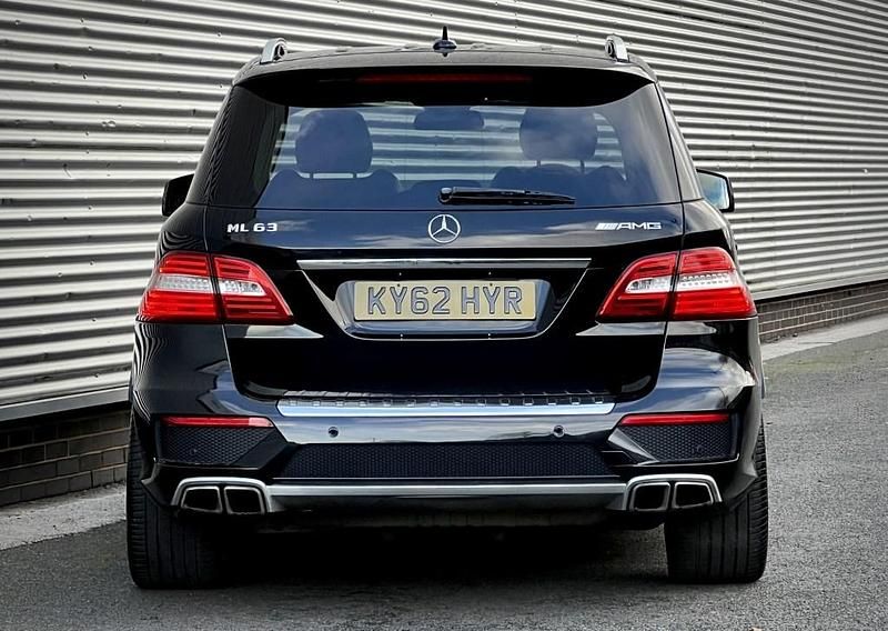 Used Mercedes ML63 AMG AMG 525 HP (386 kW) 2012 Black SUV