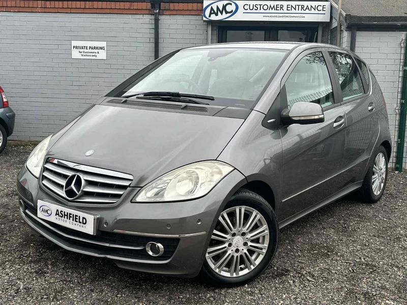 Used Mercedes A180 Elegance 2010 Grey Hatchback