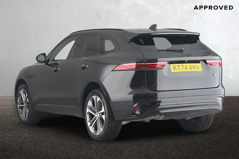 Used Jaguar F-Pace R-Dynamic 201 HP (147 kW) 2024 Santorini black SUV