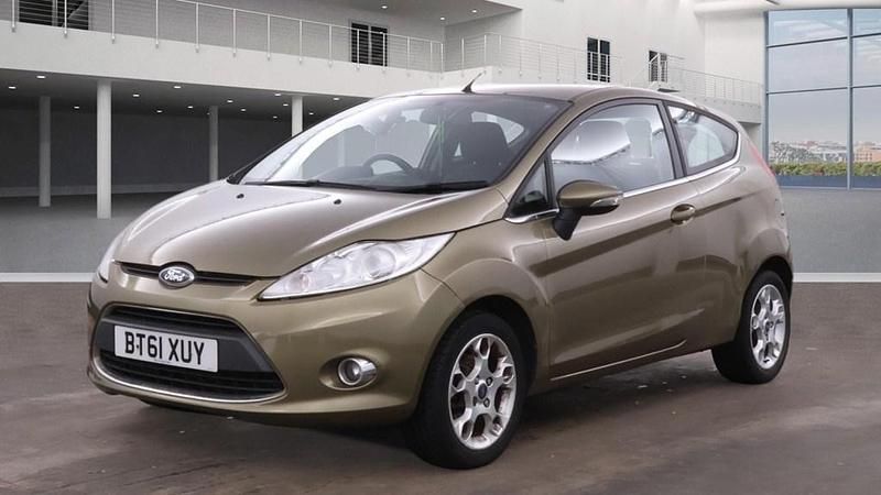 Used Ford Fiesta Zetec 2012 Brown Hatchback
