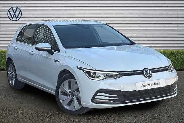 Used VW Golf VII Style 150 HP (110 kW) 2021 White Hatchback