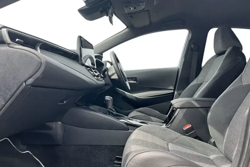 New Toyota Corolla Design 140 HP (102 kW) 2026 Eclipse black Hatchback