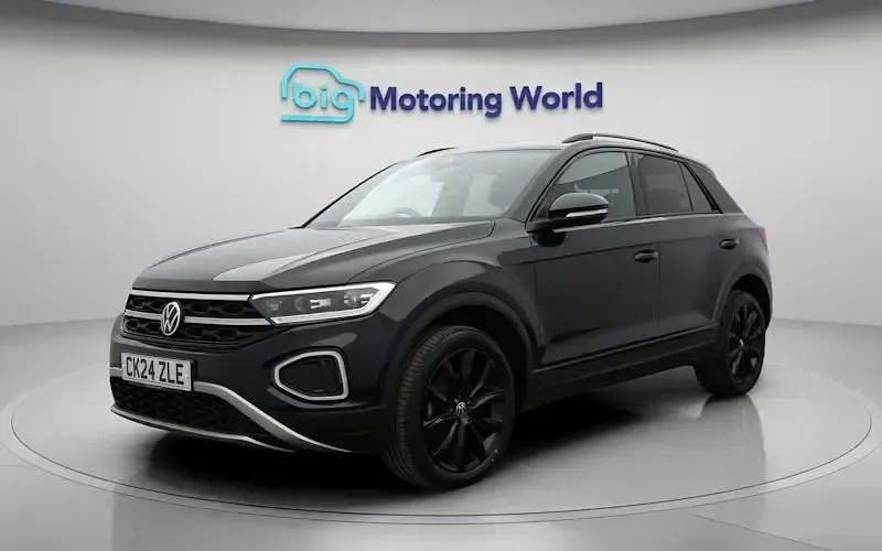 Used VW T-Roc Style 150 HP (110 kW) 2024 Black SUV