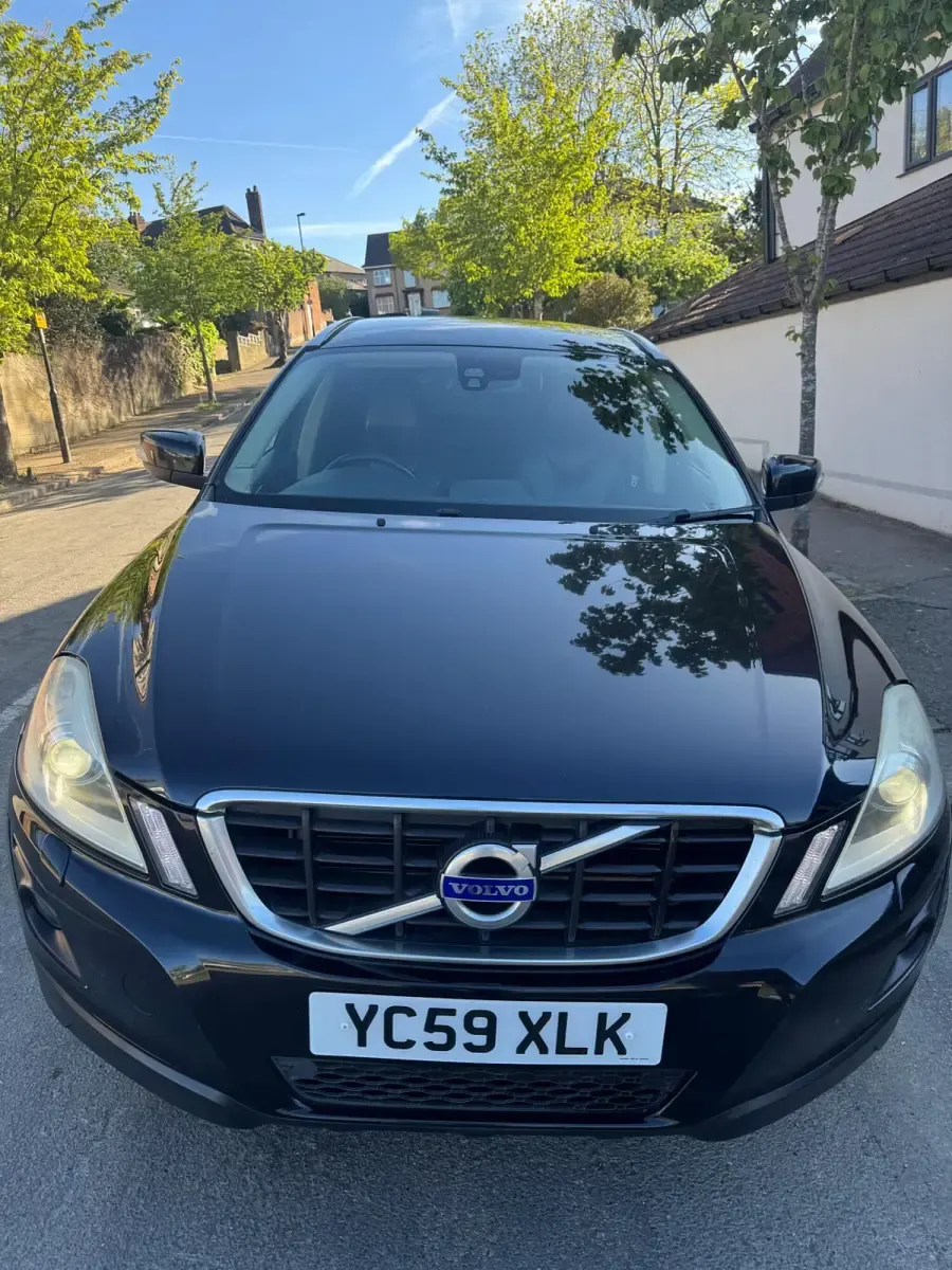 Used Volvo XC60 SE Lux 2009 Black SUV