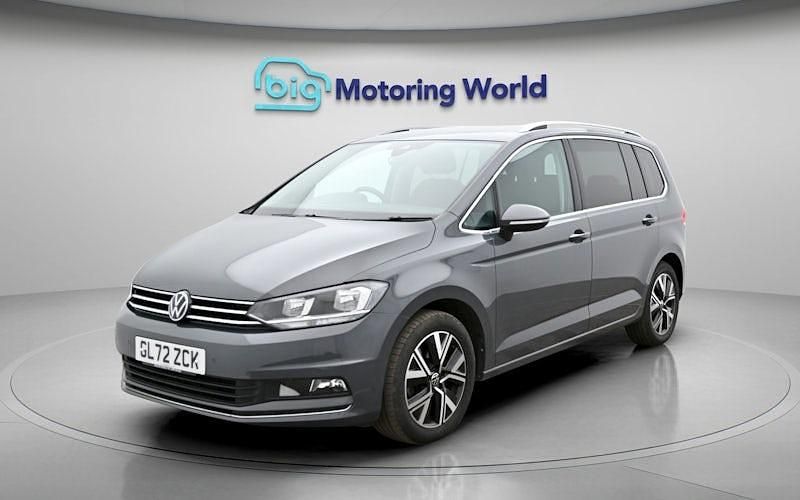 Used VW Touran SEL 150 HP (110 kW) 2025 MPV