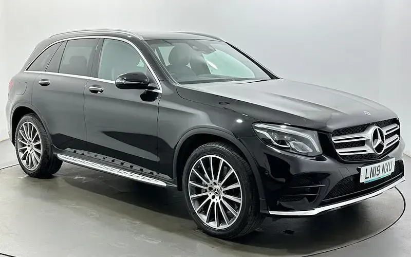 Used Mercedes GLC250 AMG Line Premium 204 HP (150 kW) 2019 SUV