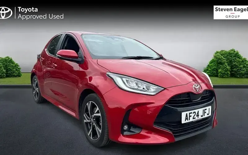 Used Toyota Yaris Hybrid Design 116 HP (85 kW) 2026 Hatchback