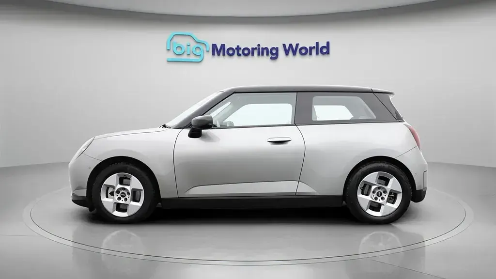 Usado Mini Cooper Classic 135 kW (184 HP) 2024 Citadino