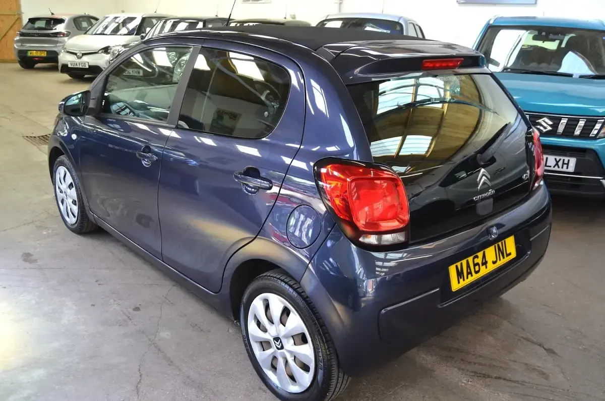 Used Citroën C1 Feel 68 HP (50 kW) 2014 Blue Hatchback