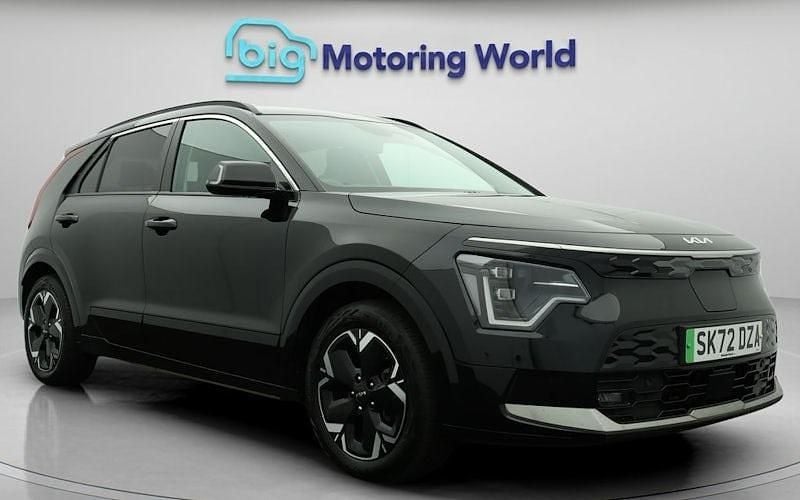 Used 2025 Kia e-Niro 3 SUV | £19,300 (Good price) - Image 1/4