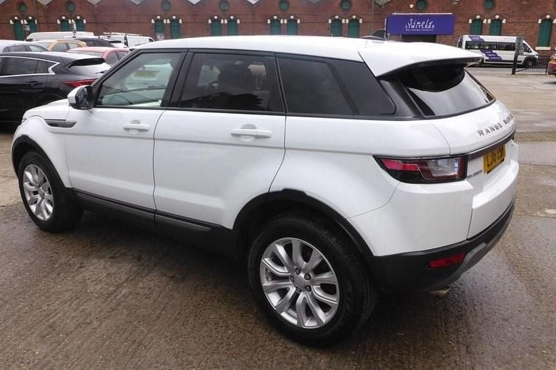 Used Land Rover Range Rover evoque SE 150 HP (110 kW) 2016 White SUV