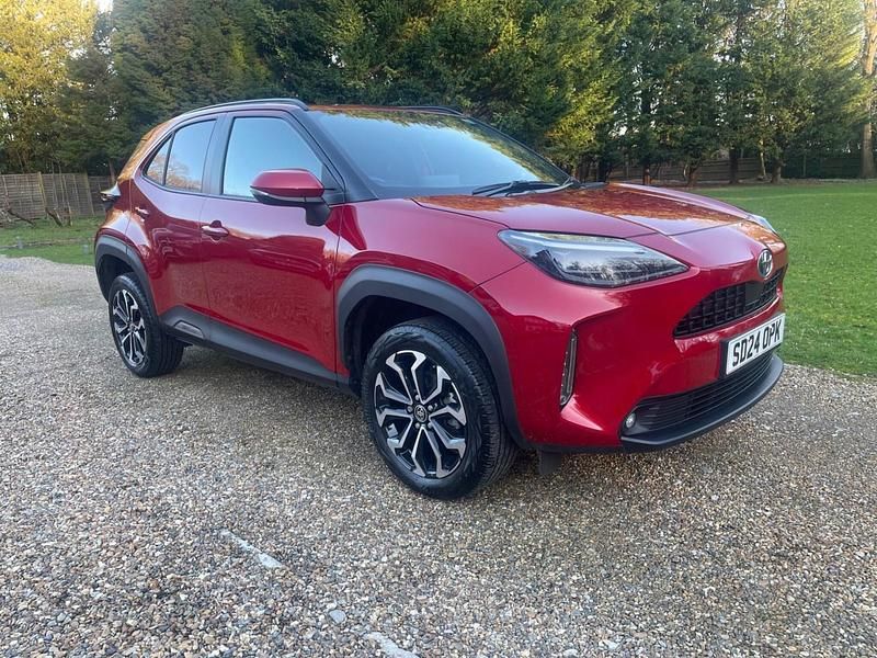 Used Toyota Yaris Hybrid Design 2024 Red Hatchback