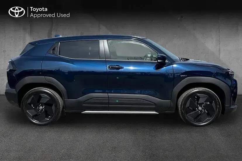 Used Toyota Urban Cruiser Design 127 kW (174 HP) 2026 Blue SUV