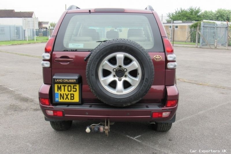 Used Toyota Land Cruiser 164 HP (120 kW) 2005 SUV