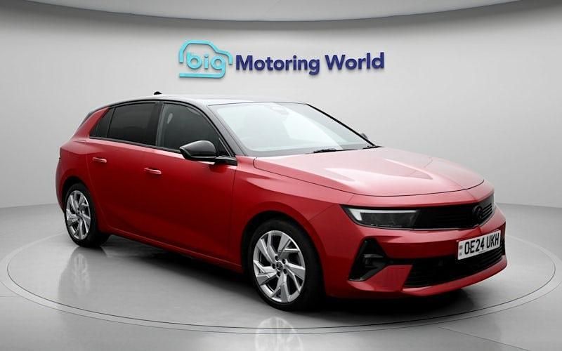 Second-hand Vauxhall Astra 131 CP (96 kW) 2026 Hatchback