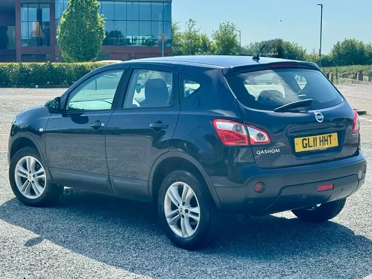Used Nissan Qashqai Acenta 117 HP (86 kW) 2011 Blue SUV