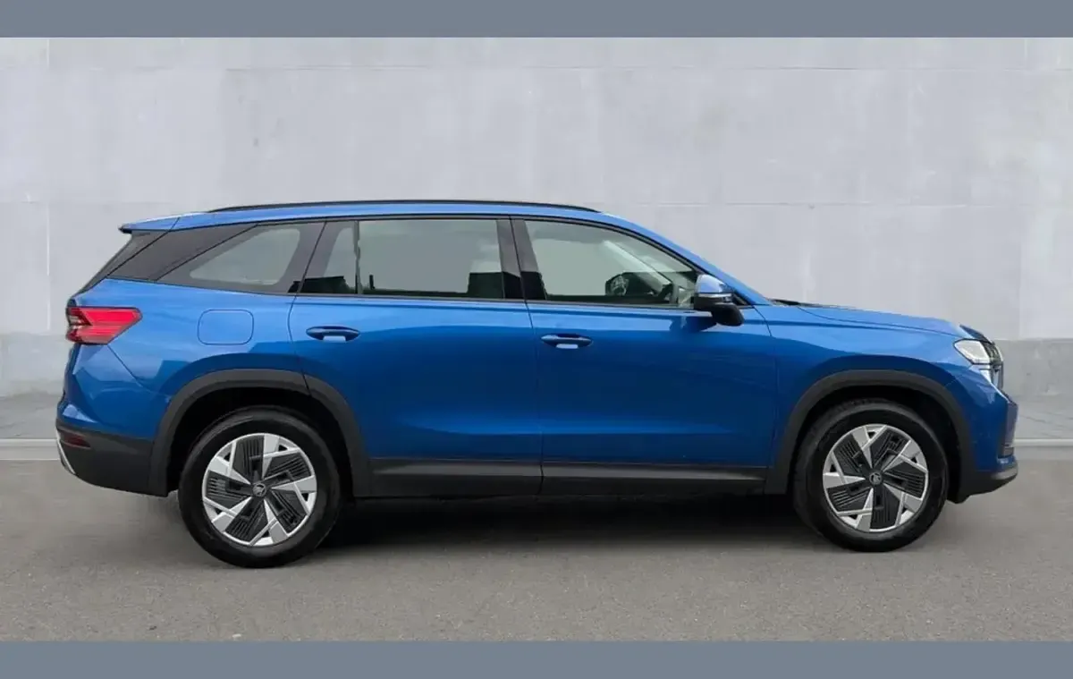 Second-hand Skoda Kodiaq SE 150 CP (110 kW) 2025 Albastru SUV
