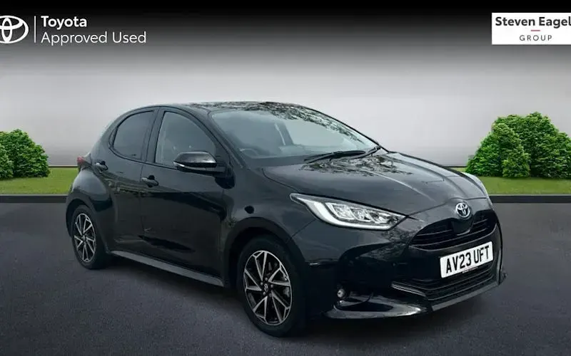 Second-hand Toyota Yaris Hybrid Design 116 CP (85 kW) 2026 Hatchback