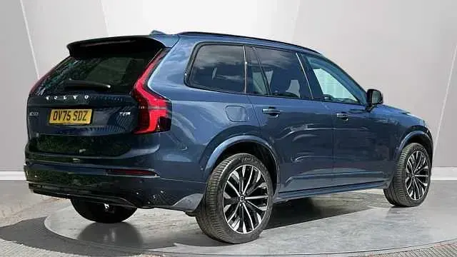 Used Volvo XC90 Ultra 455 HP (334 kW) 2025 Blue SUV