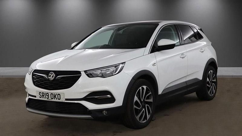 Used Vauxhall Grandland X Elite 130 HP (95 kW) 2019 White SUV