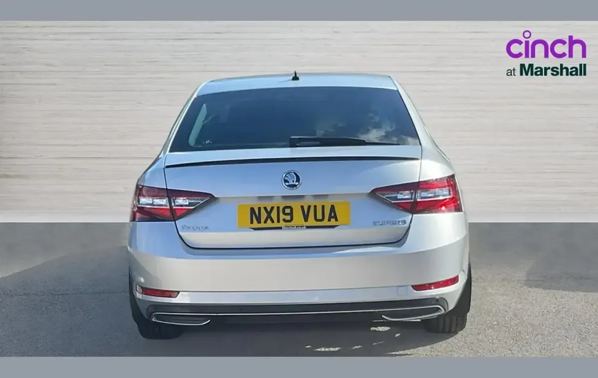 Used Skoda Superb SportLine 150 HP (110 kW) 2019 Silver Hatchback